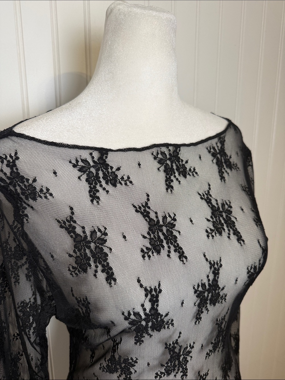 Abercrombie & Fitch Black Sheer Lace Long-Sleeve Top